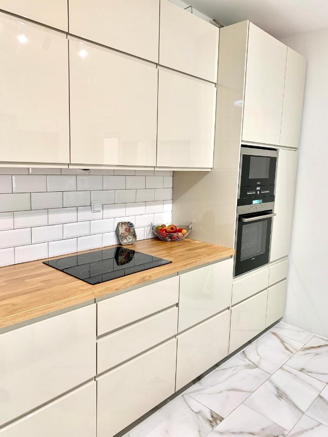 Cozy Apartment With Parking Near The City Center أثينا المظهر الخارجي الصورة